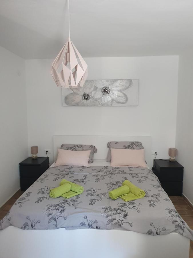Apartment Manu Пула Екстериор снимка