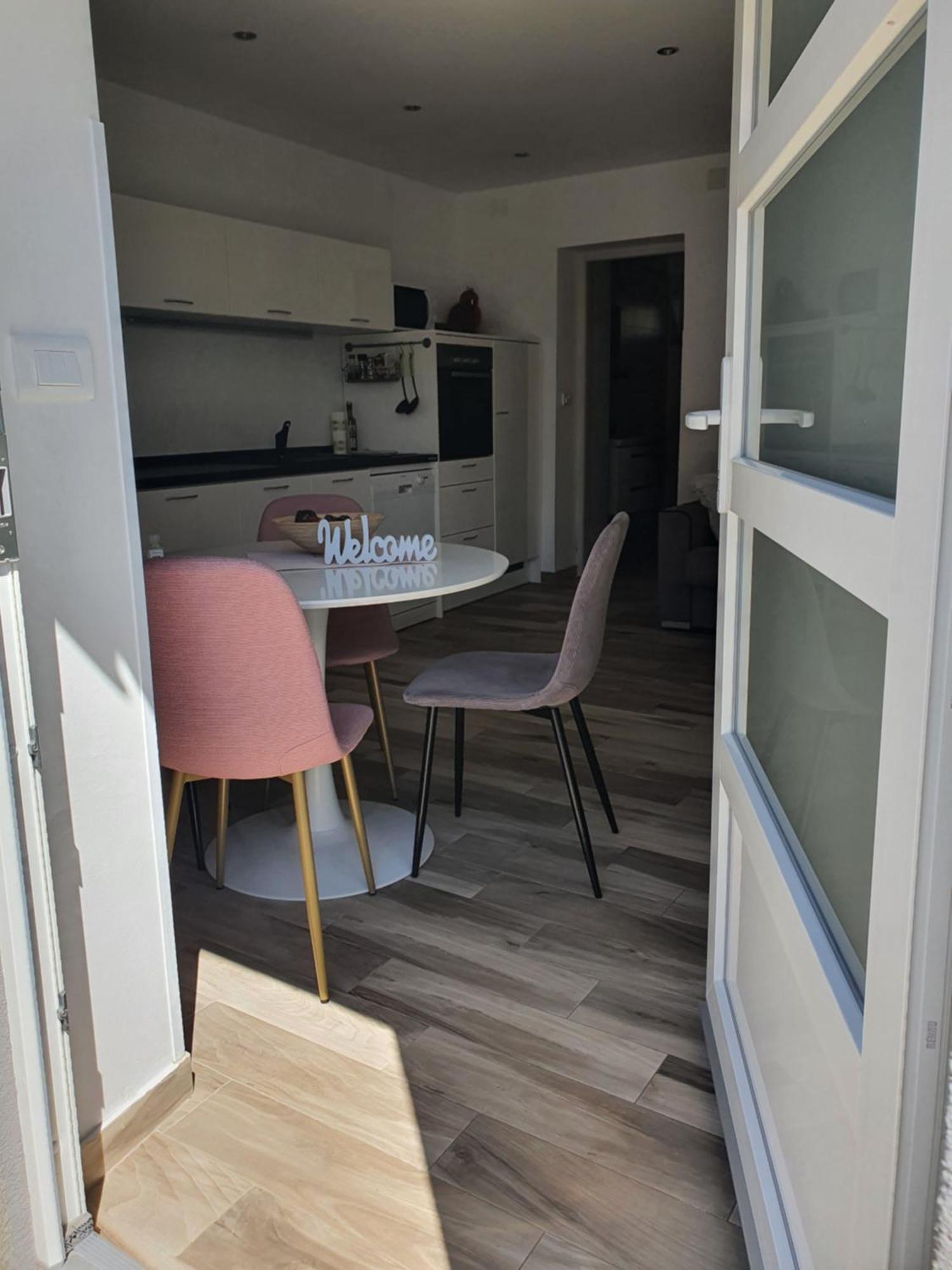 Apartment Manu Пула Стая снимка